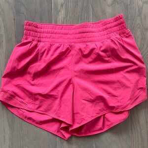 Lululemon Hotty Hot HR short - 4” - Lip Gloss